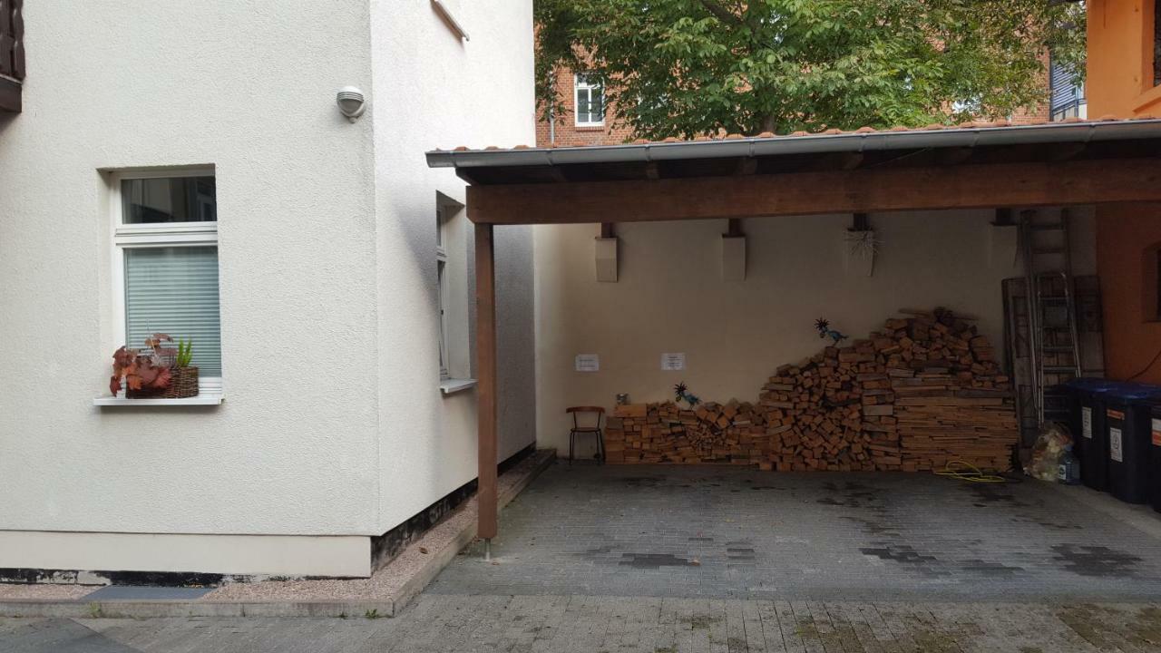 Neu! Ferienwohnung In Erfurt Exterior photo